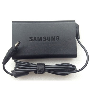 Original slim 90W Samsung NP-RF710-S06DE NP-RF711 AC Adapter Charger