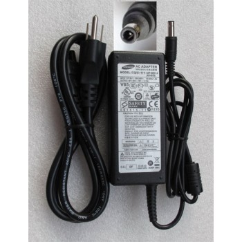 Original 60W Samsung NoteMaster 486S/25N Sens 700 AC Adapter Charger