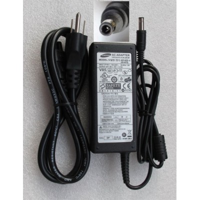 Original 60W Samsung NoteMaster 486S/25N Sens 700 AC Adapter Charger